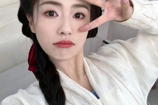 知名励志网红塌房困苦人设都是假的曾劝未成年女孩从事灰色行业