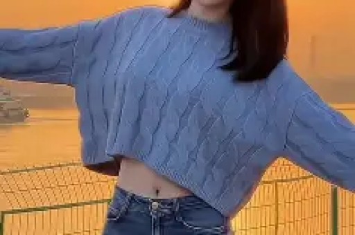 这个坚强面对绝症的少女形象不仅让