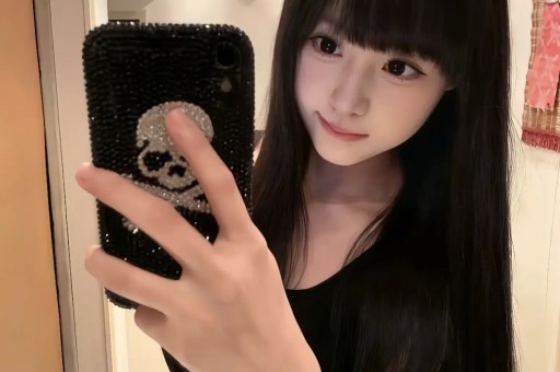 陈小春出轨被对方公之于众还牵扯出多名男明星她不怕被封杀吗
